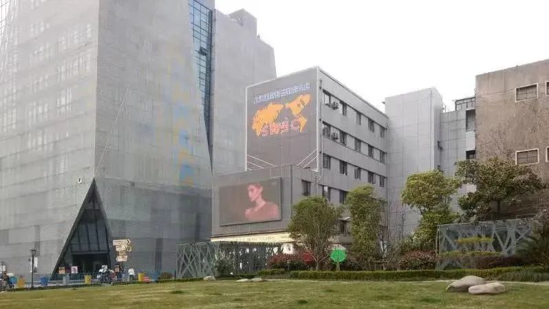 3 上海日本方向國際高中，學費普遍低于10萬7.jpg