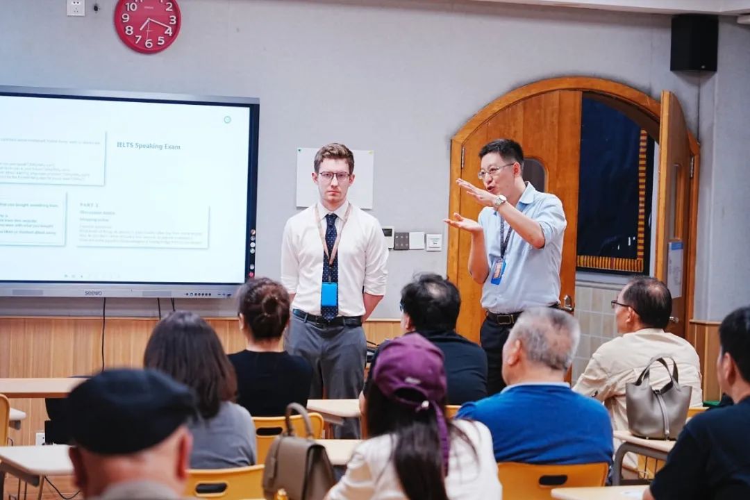 1 杭州娃哈哈雙語學(xué)校首屆高中畢業(yè)生包攬牛津劍橋5.jpg